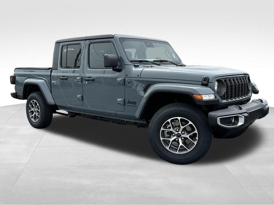 new 2024 Jeep Gladiator car, priced at $48,400