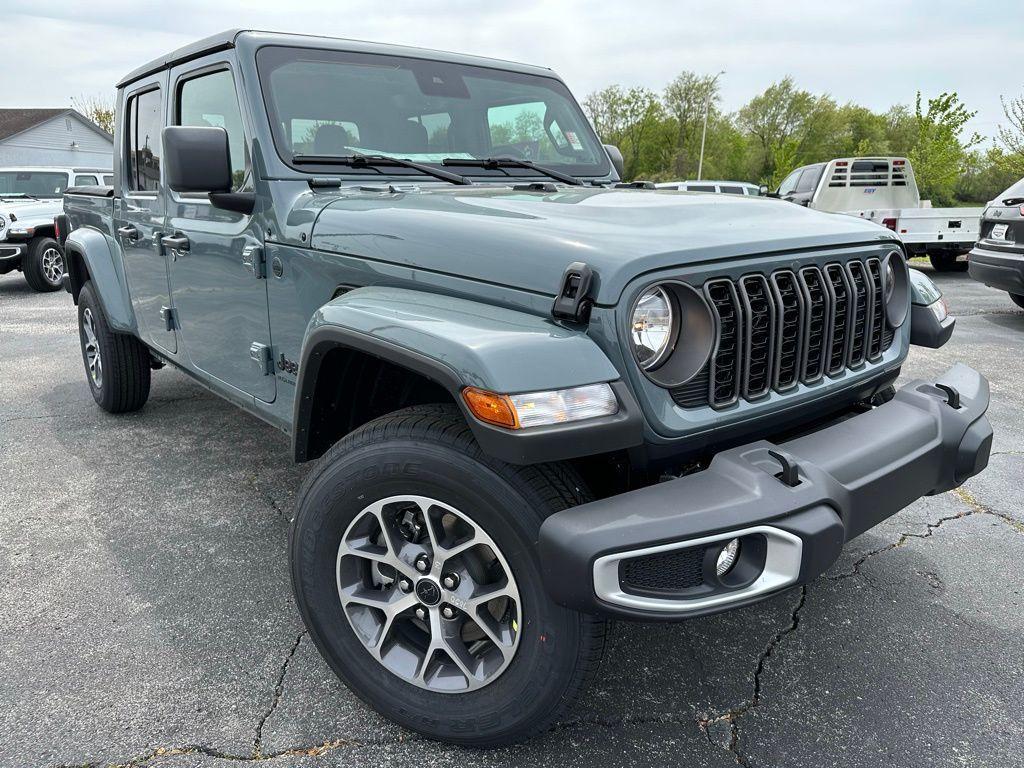 new 2024 Jeep Gladiator car, priced at $41,900