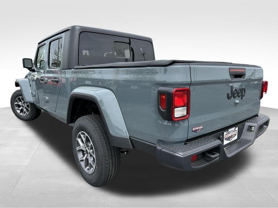 new 2024 Jeep Gladiator car, priced at $48,400