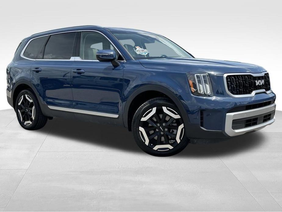 used 2023 Kia Telluride car, priced at $37,250