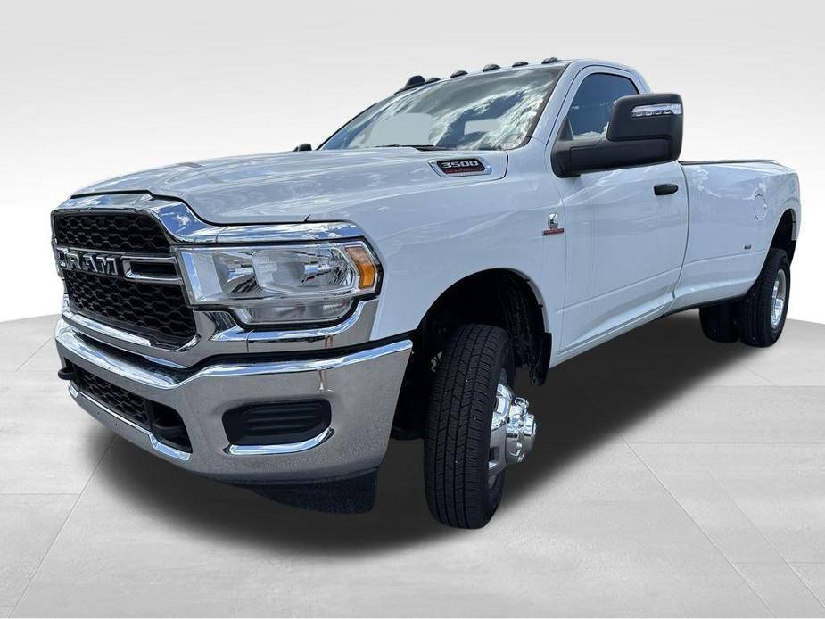 new 2024 Ram 3500 car, priced at $58,900