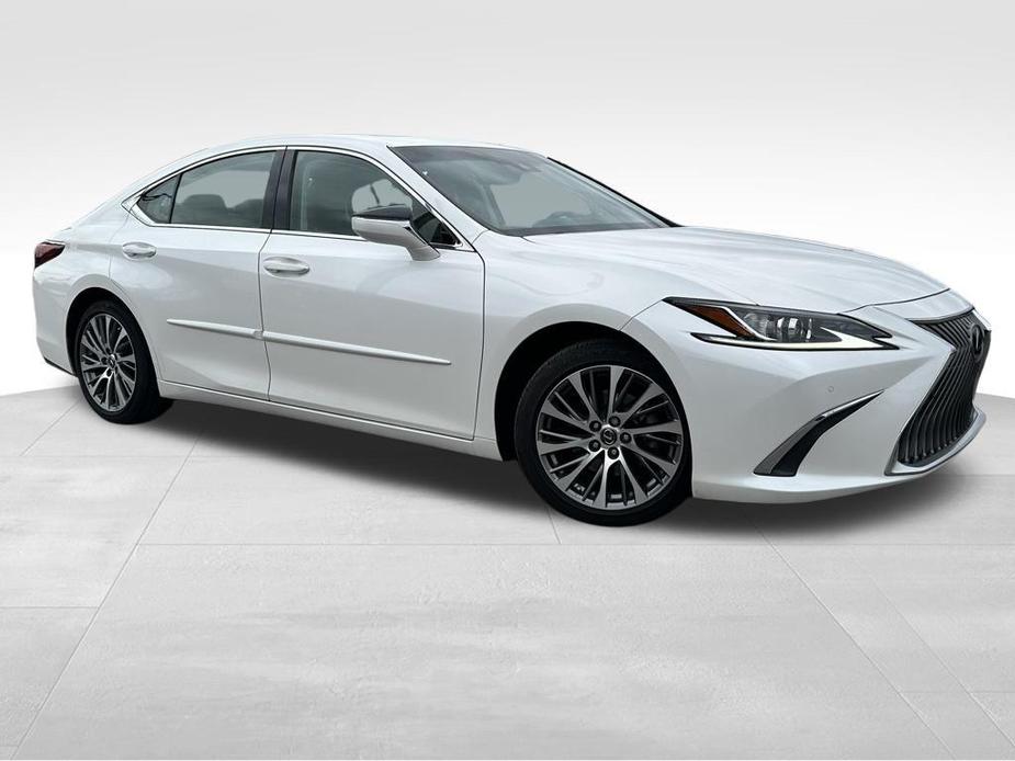 used 2019 Lexus ES 350 car, priced at $31,900