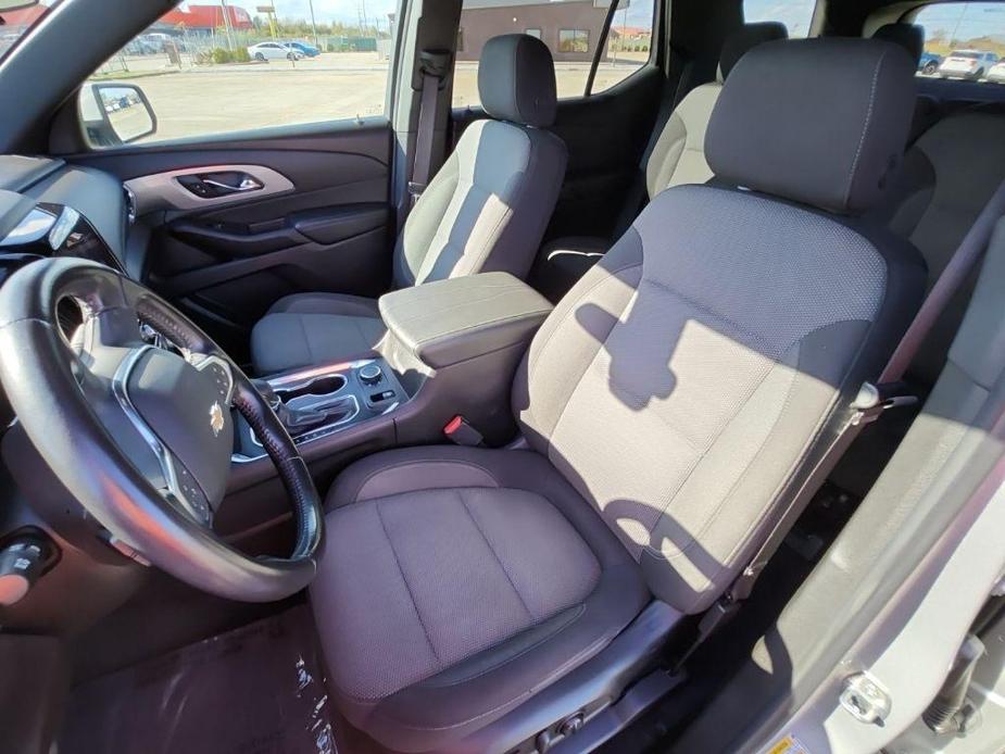 used 2022 Chevrolet Traverse car, priced at $23,500