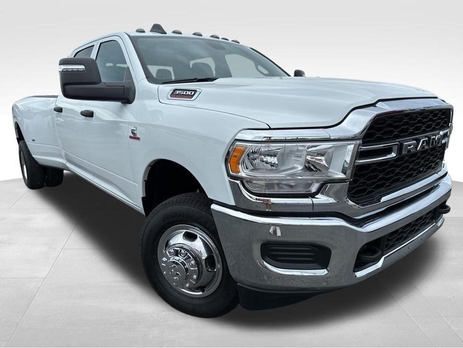 new 2024 Ram 3500 car, priced at $62,900