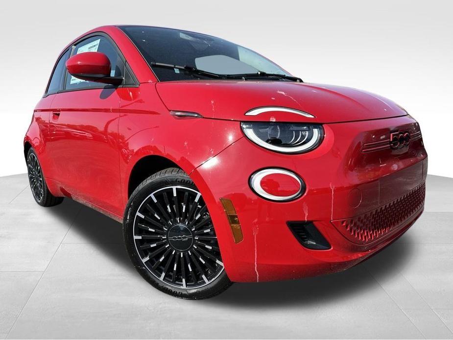 new 2024 FIAT 500e car, priced at $34,000