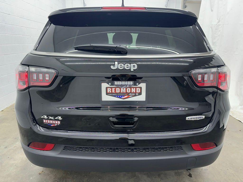 new 2024 Jeep Compass car, priced at $26,000