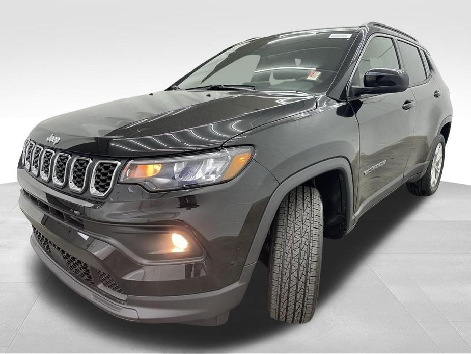 new 2024 Jeep Compass car, priced at $28,750