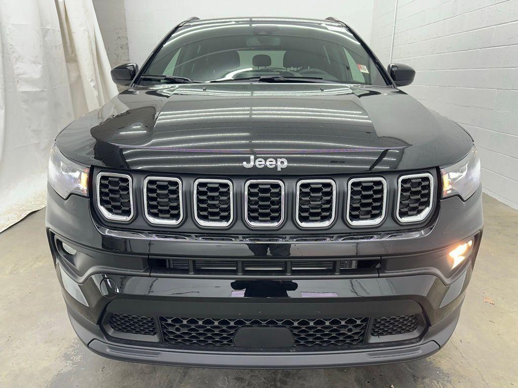 new 2024 Jeep Compass car, priced at $26,000