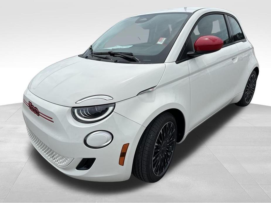 new 2024 FIAT 500e car, priced at $34,000