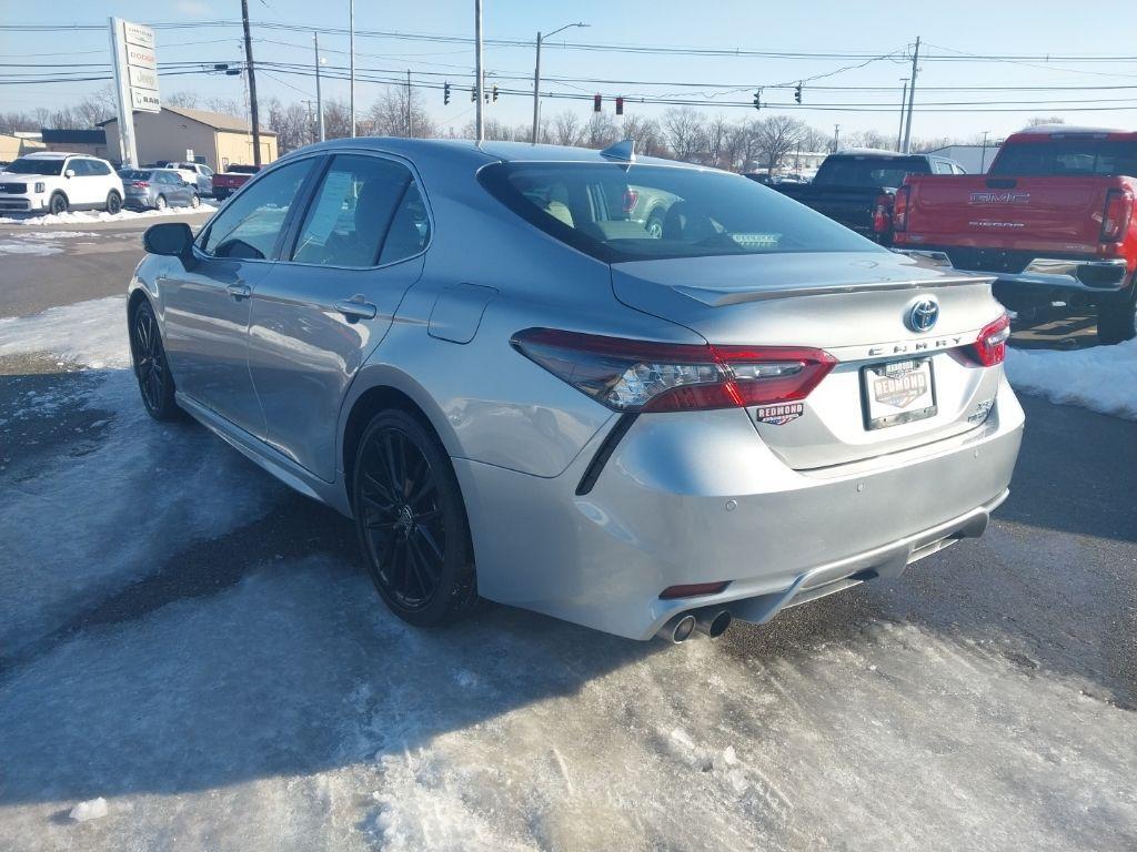 used 2021 Toyota Camry Hybrid car, priced at $26,600