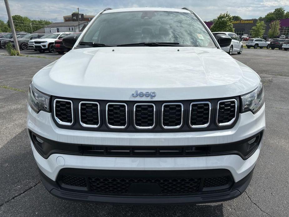 new 2024 Jeep Compass car, priced at $24,900