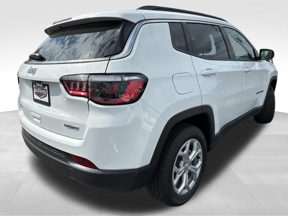 new 2024 Jeep Compass car, priced at $27,500