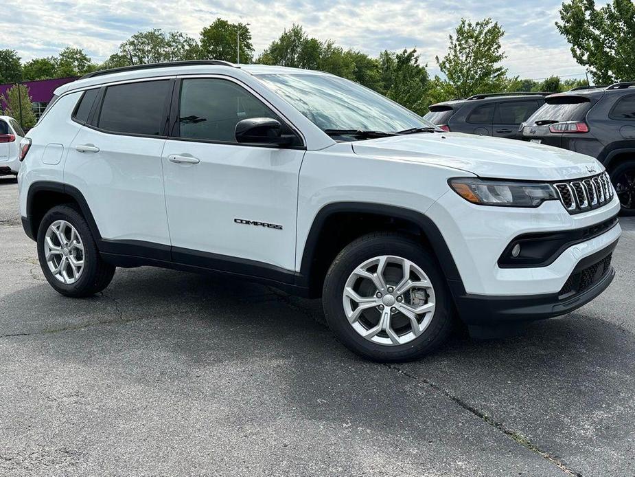 new 2024 Jeep Compass car, priced at $24,900