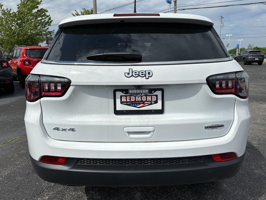 new 2024 Jeep Compass car, priced at $24,900