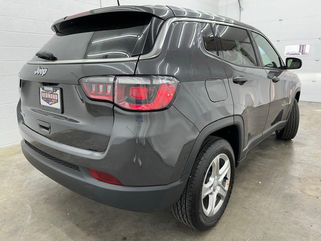 new 2024 Jeep Compass car, priced at $26,500