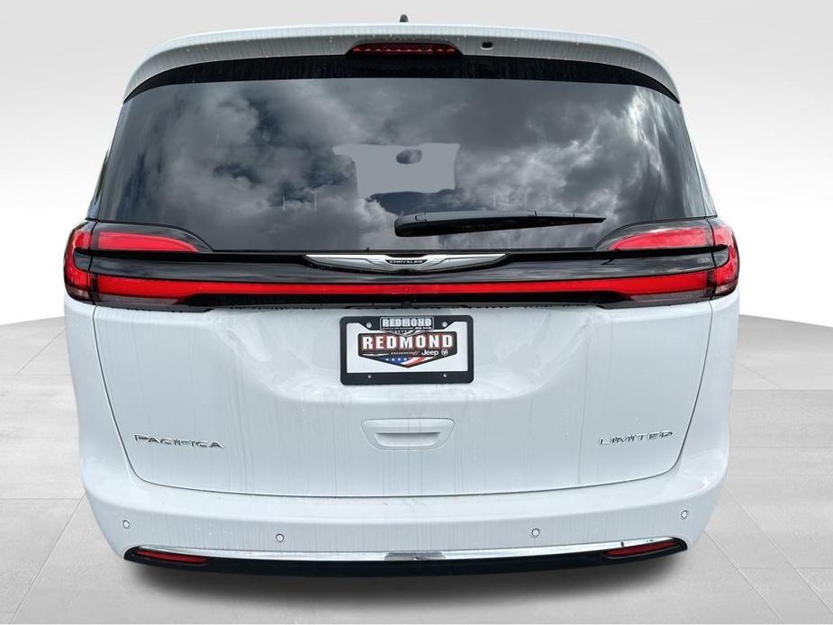 new 2024 Chrysler Pacifica car, priced at $47,750