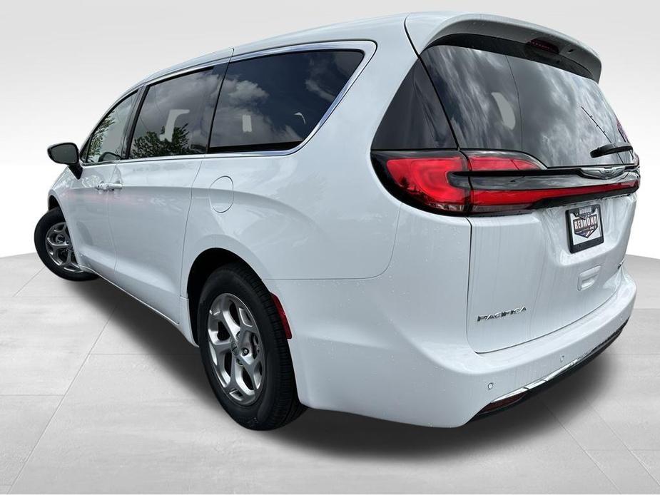 new 2024 Chrysler Pacifica car, priced at $47,750