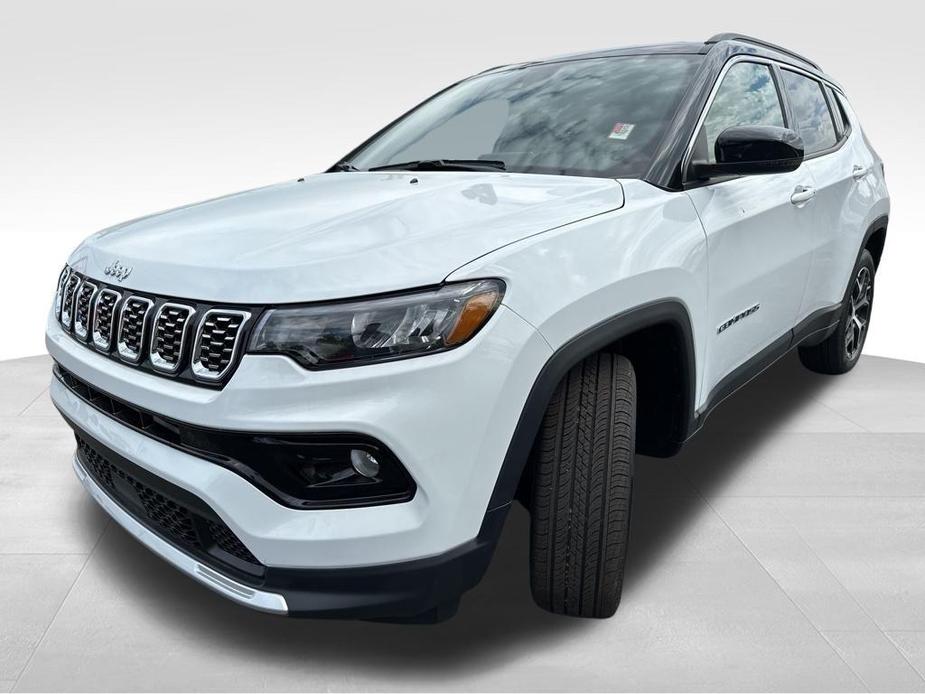 new 2024 Jeep Compass car, priced at $31,000