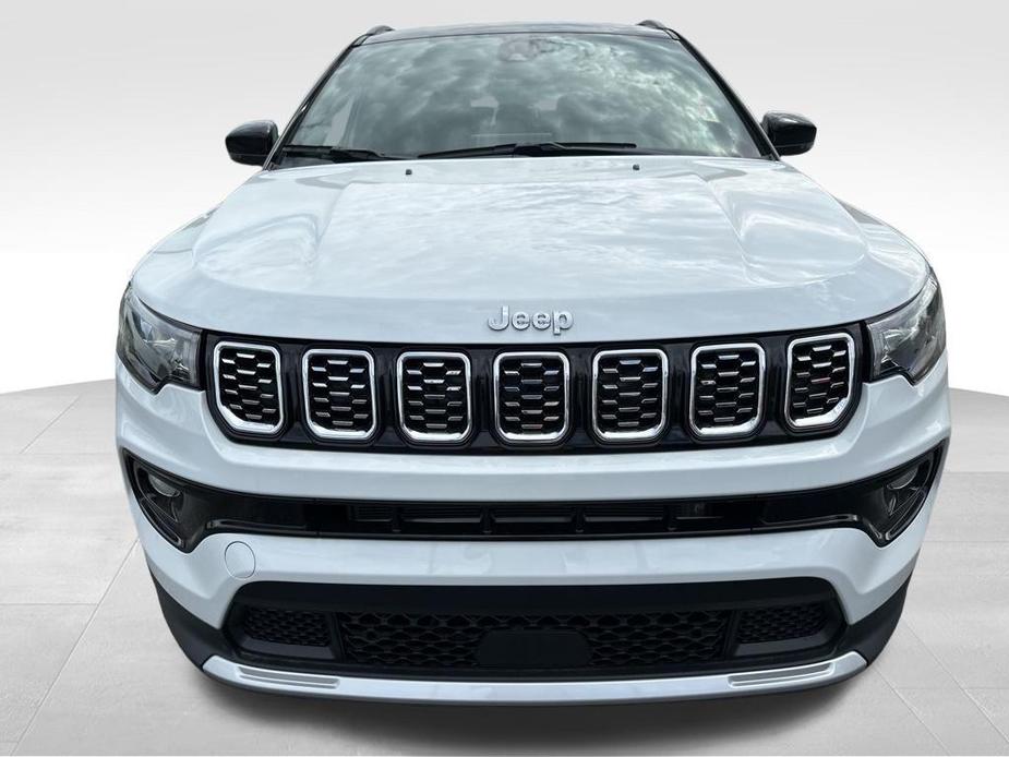 new 2024 Jeep Compass car, priced at $31,000