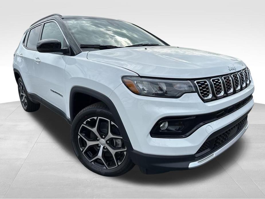 new 2024 Jeep Compass car, priced at $31,000