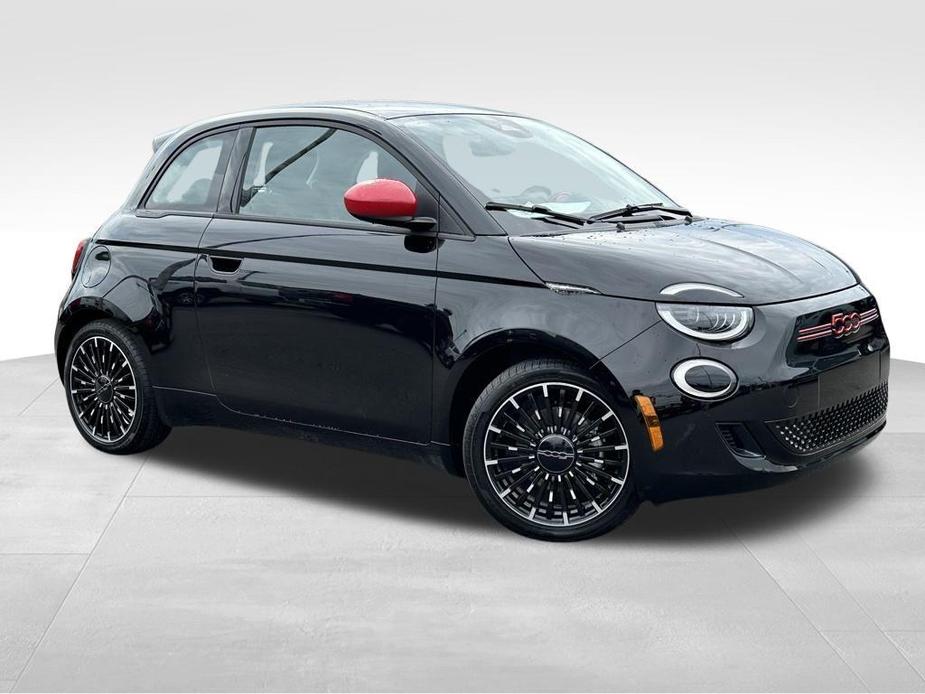 new 2024 FIAT 500e car, priced at $33,500