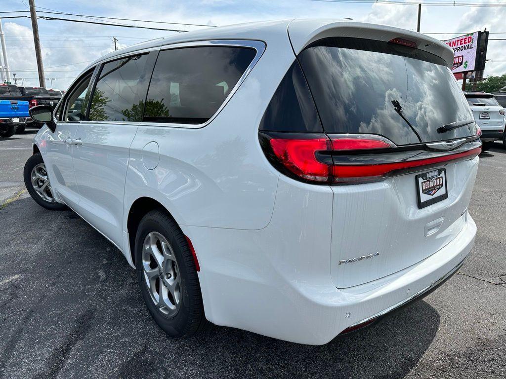 new 2024 Chrysler Pacifica car, priced at $45,750