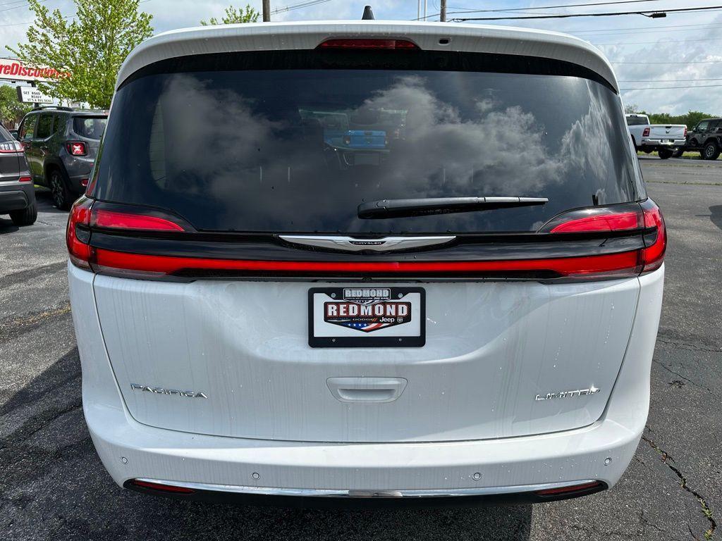 new 2024 Chrysler Pacifica car, priced at $45,750