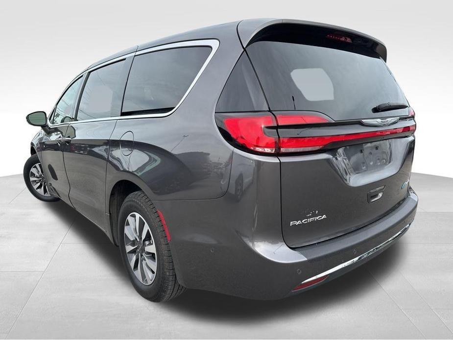 used 2022 Chrysler Pacifica Hybrid car, priced at $22,500