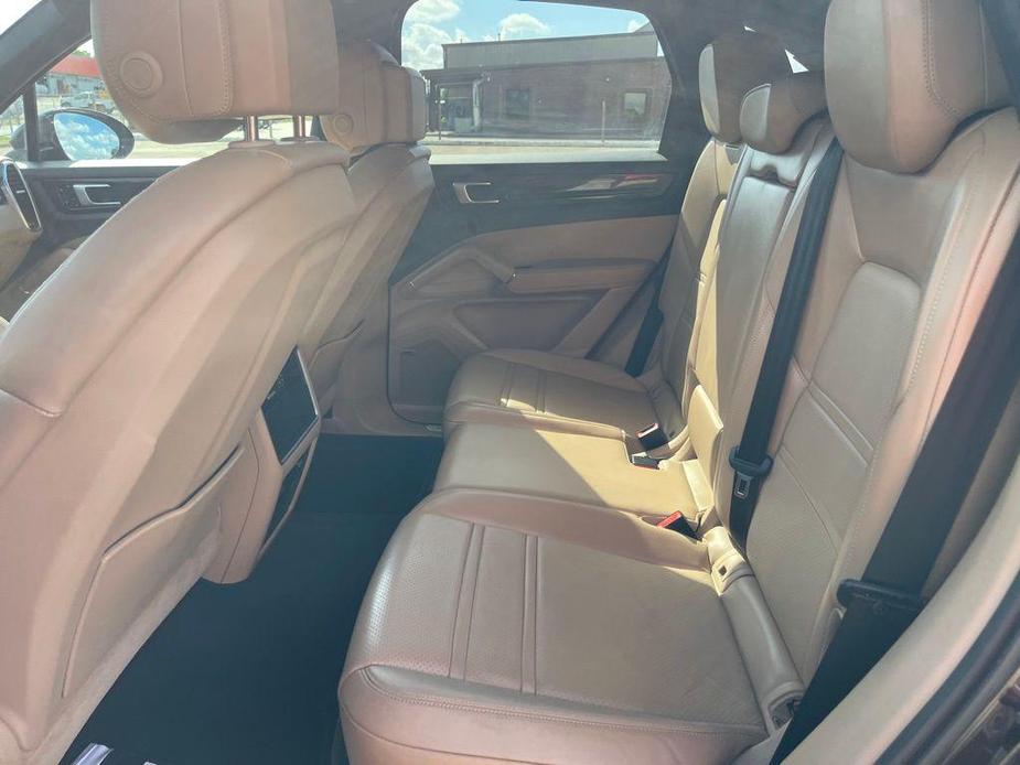 used 2019 Porsche Cayenne car, priced at $33,500