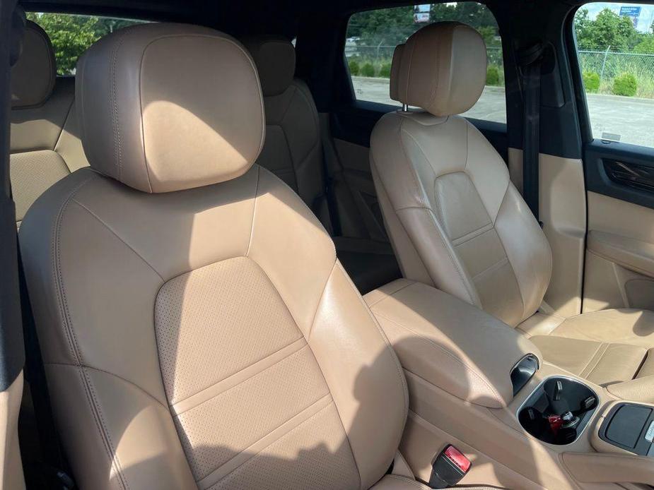 used 2019 Porsche Cayenne car, priced at $33,500