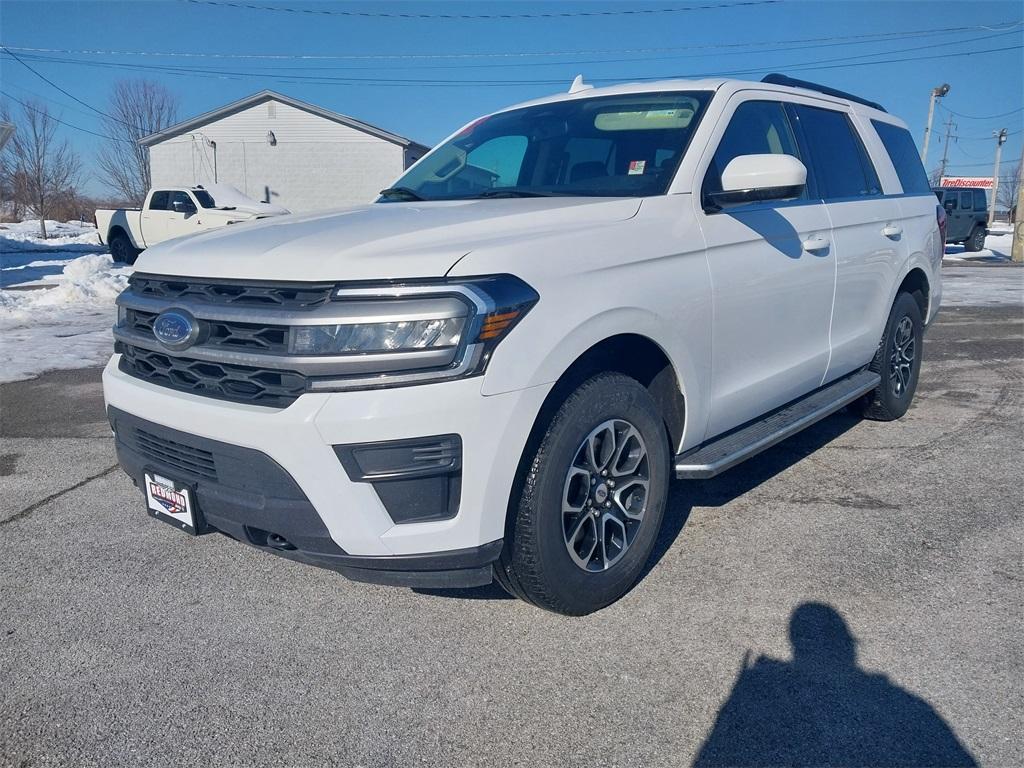 used 2022 Ford Expedition car, priced at $43,250