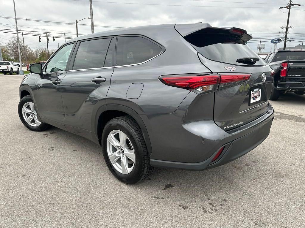 used 2023 Toyota Highlander car, priced at $30,590