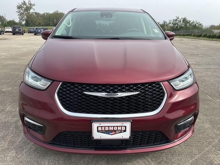 used 2022 Chrysler Pacifica Hybrid car, priced at $22,300