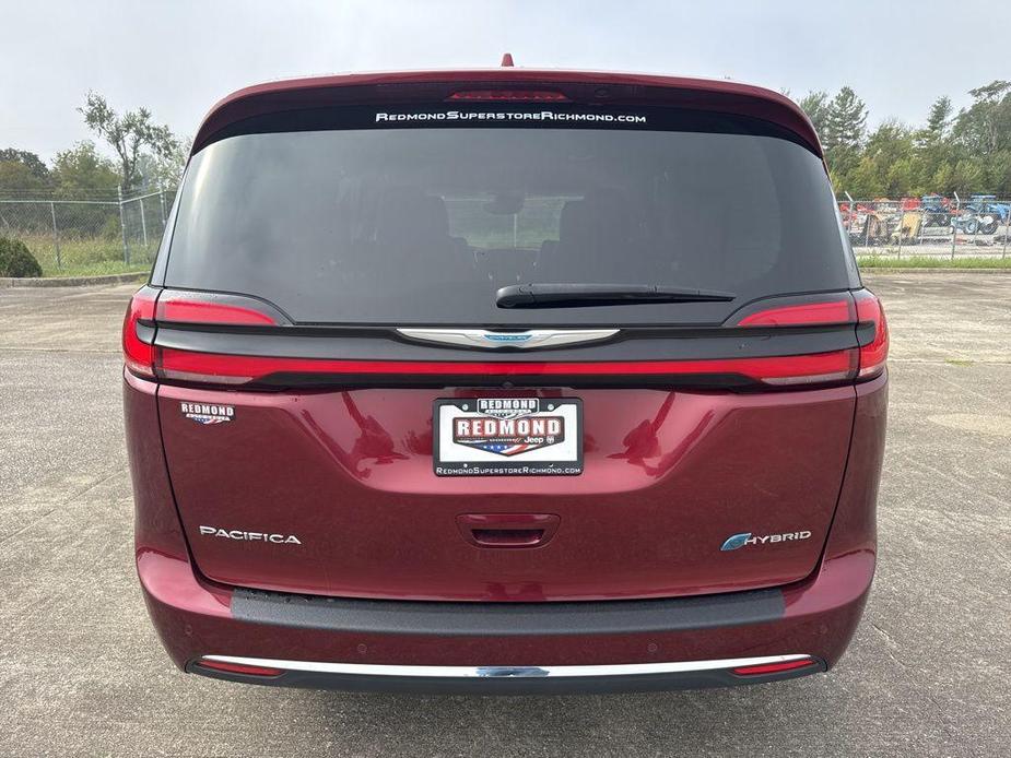 used 2022 Chrysler Pacifica Hybrid car, priced at $22,300