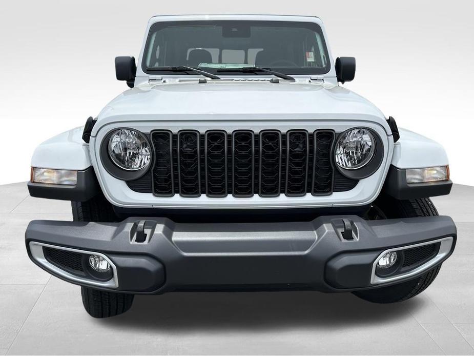 new 2024 Jeep Gladiator car, priced at $44,500