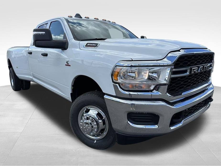 new 2024 Ram 3500 car, priced at $62,900