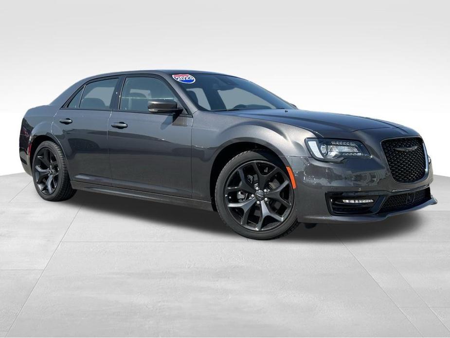 new 2023 Chrysler 300 car, priced at $46,900