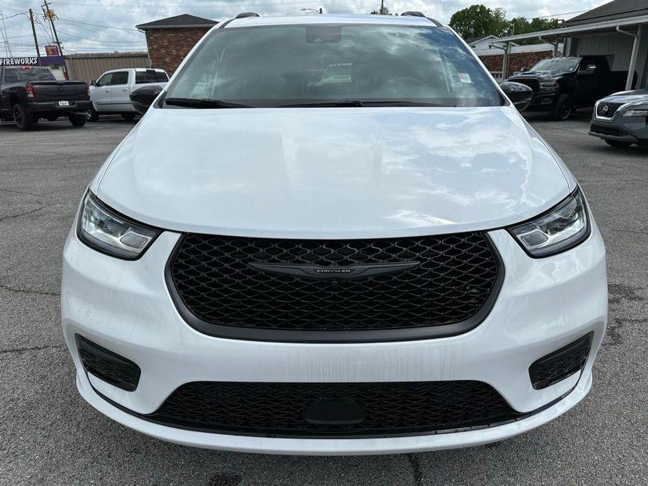 new 2024 Chrysler Pacifica car, priced at $49,900