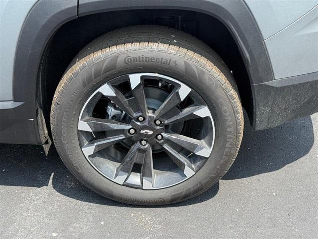 new 2026 Chevrolet Equinox car, priced at $34,335