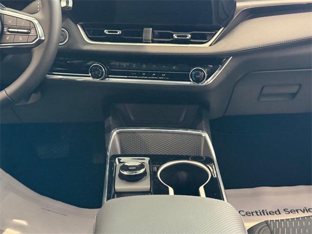 new 2026 Chevrolet Equinox car, priced at $28,680
