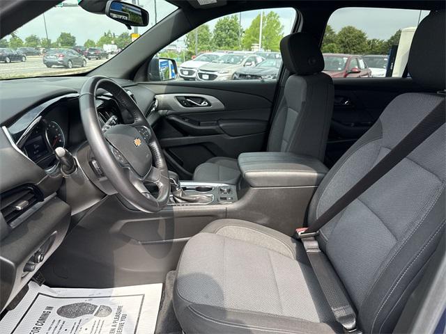 used 2022 Chevrolet Traverse car, priced at $32,998