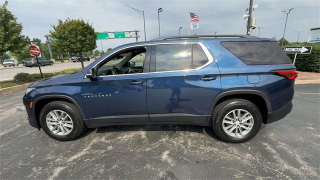 used 2022 Chevrolet Traverse car, priced at $32,998