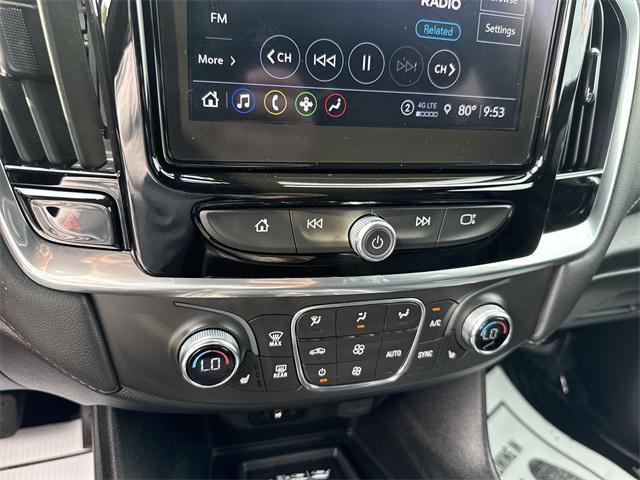 used 2022 Chevrolet Traverse car, priced at $32,998
