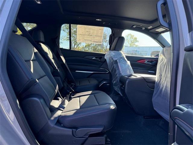 new 2026 Chevrolet Traverse car, priced at $52,880