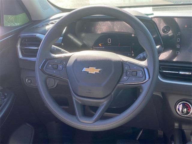 new 2025 Chevrolet TrailBlazer car, priced at $26,302