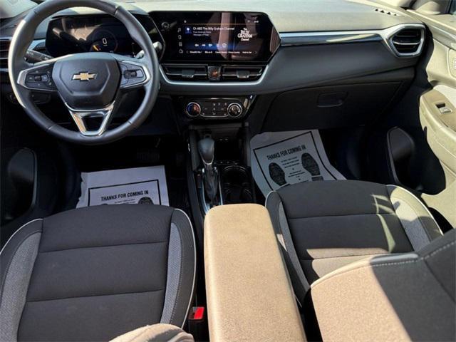 used 2024 Chevrolet TrailBlazer car, priced at $25,798