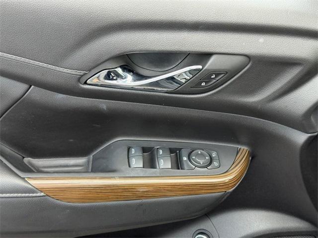 used 2023 GMC Acadia car, priced at $31,898