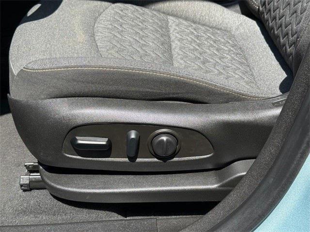 used 2022 Chevrolet Equinox car, priced at $18,397