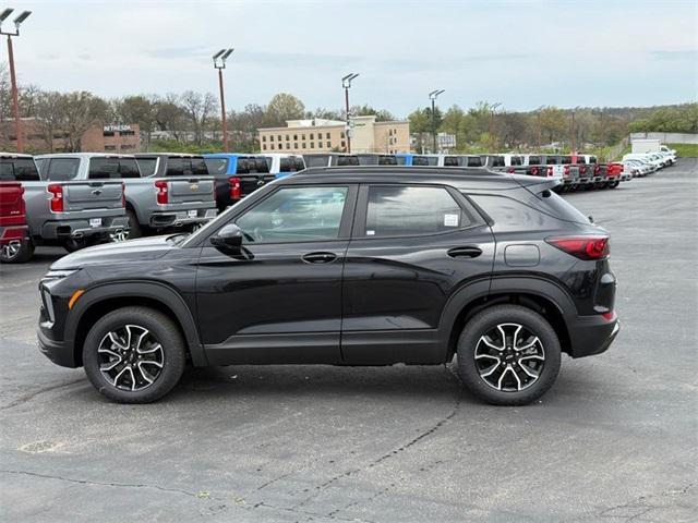 new 2025 Chevrolet TrailBlazer car, priced at $32,100
