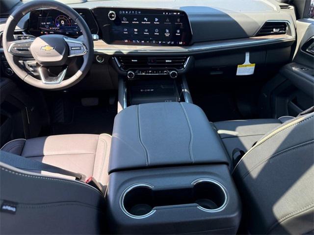 new 2025 Chevrolet Suburban car, priced at $79,380